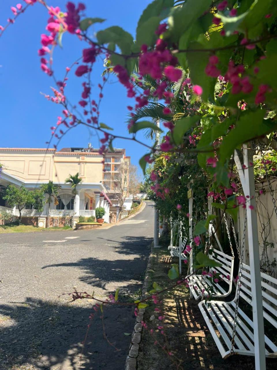 Memories Hotel Bao Loc Exterior foto